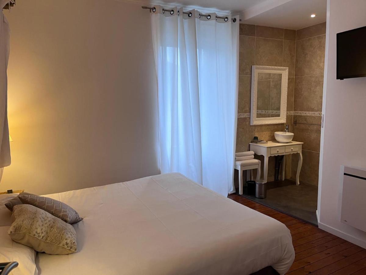 L'Hostellerie De Sevremont Saint-Michel-Mont-Mercure Экстерьер фото