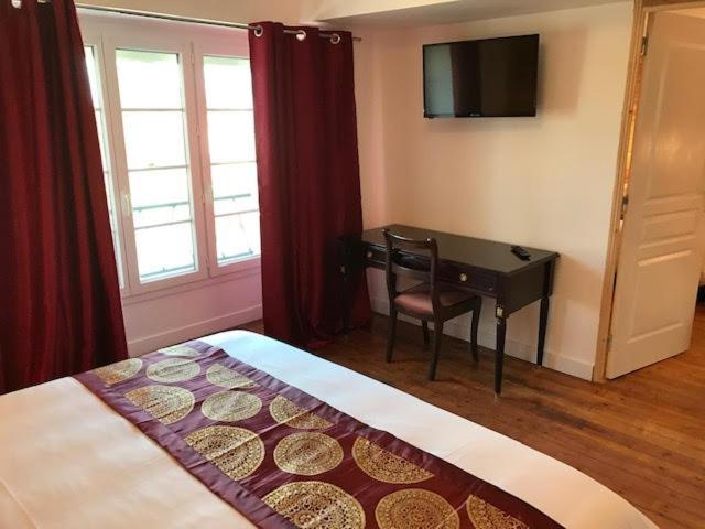 L'Hostellerie De Sevremont Saint-Michel-Mont-Mercure Экстерьер фото
